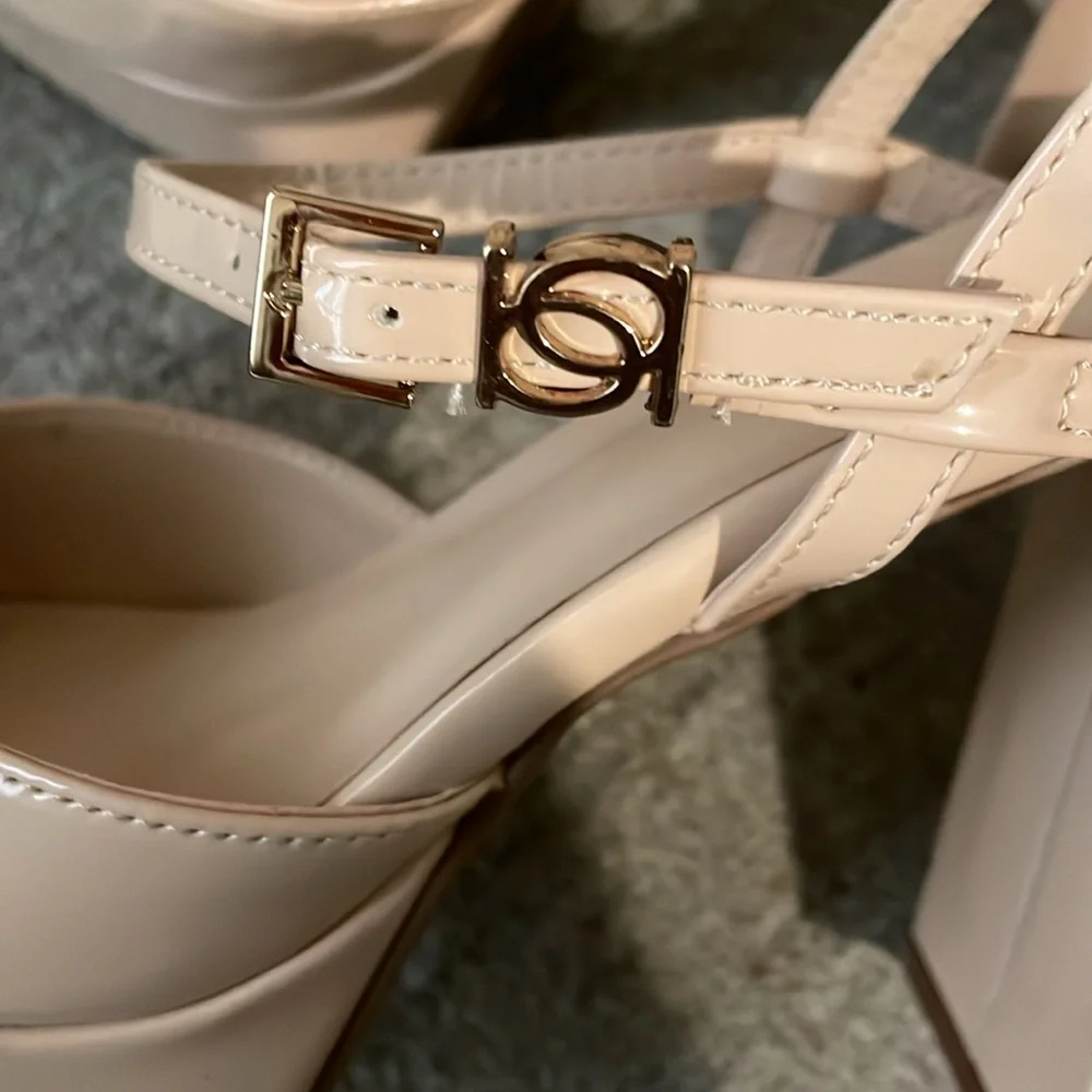 Bebe Janysa Patent Leather Platforms Size 10 Nude Square Toe Chunky Bratz Baddie